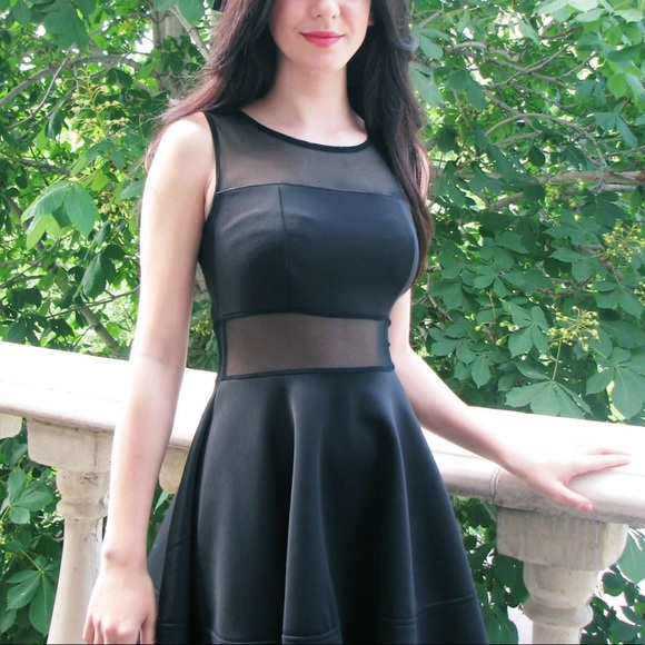 Guess Dress - Picture 2 of 4